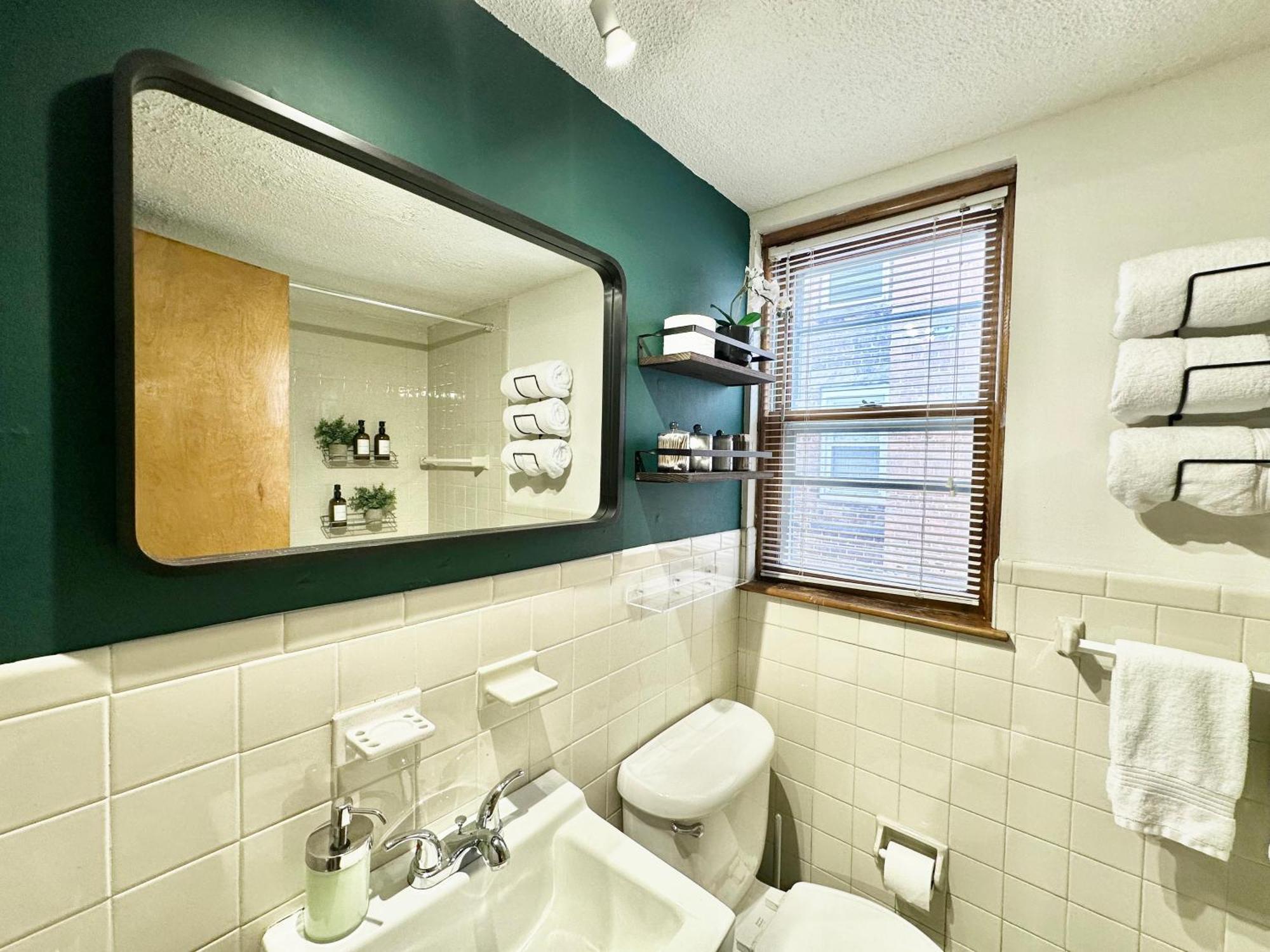 Ferienwohnung Ao Destinations - Wooster Street In Little Italy New Haven Exterior foto